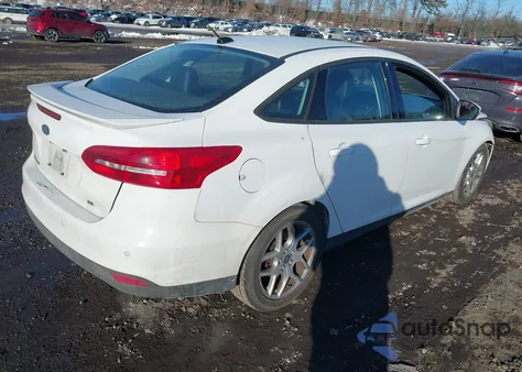 2015 Ford Focus Se из США, поврежденный, VIN 1FADP3F28FL264099